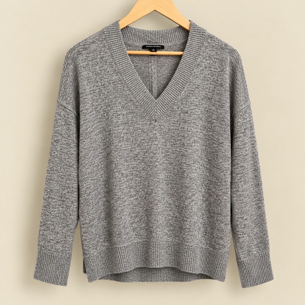 Buffalo David Bitton Heather Grey V-Neck Sweater Small Drop Shoulder Soft Knit